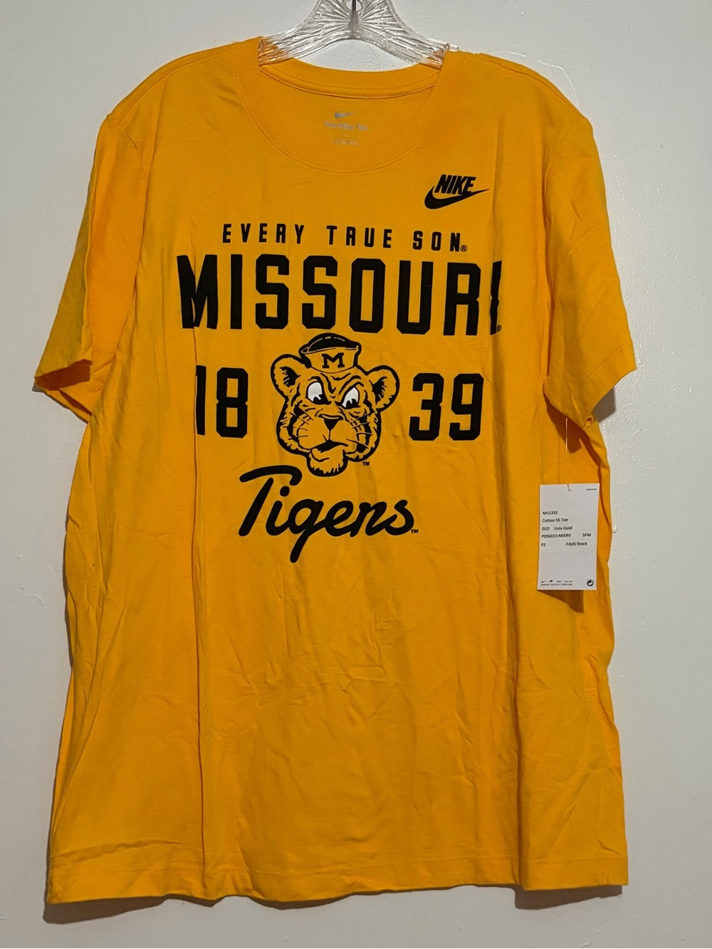 Nike Missouri Tigers T-Shirt Adult Unisex Size L NWT